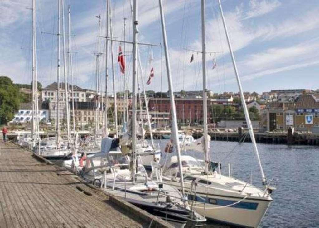 Quality Hotel Grand Larvik Exterior photo